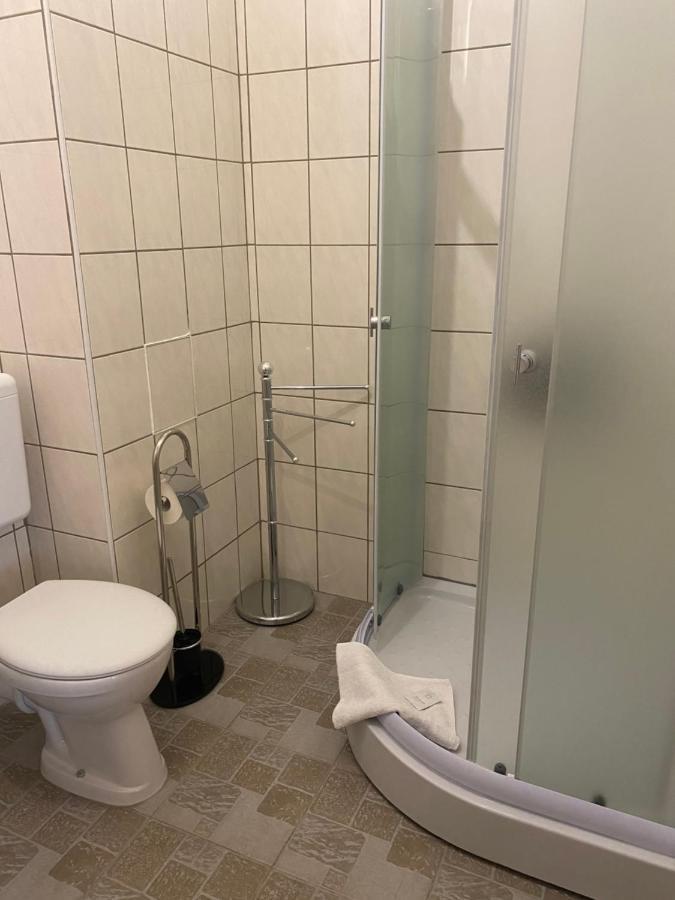 Pension Chevermeto Chemnitz Esterno foto