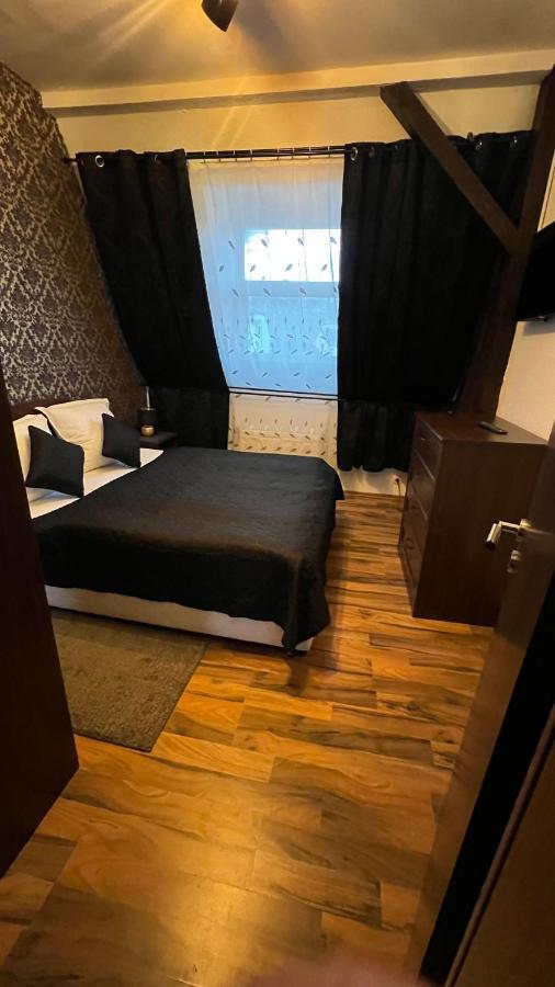 Pension Chevermeto Chemnitz Esterno foto
