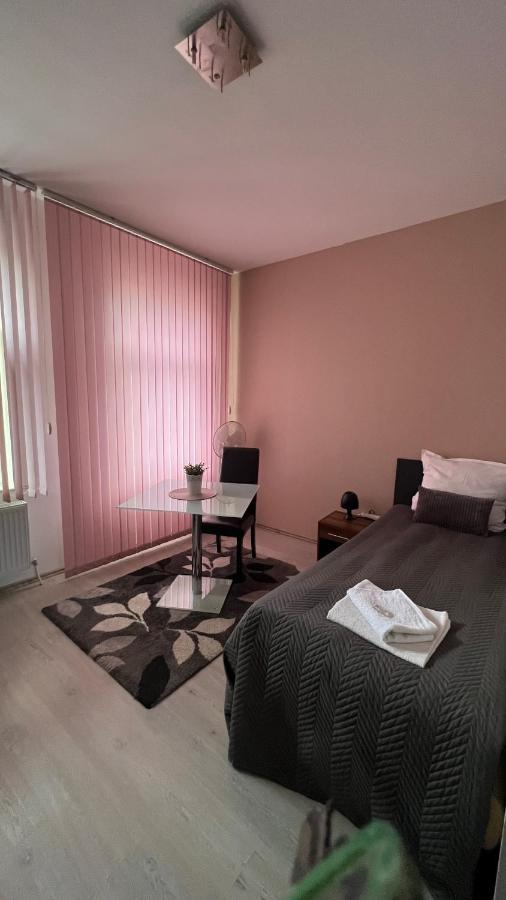 Pension Chevermeto Chemnitz Esterno foto